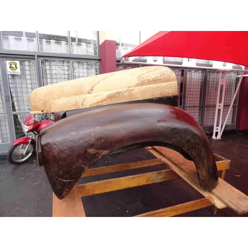 Frente Com Paralamas Saia E Capô International K Kb 41 À 49 