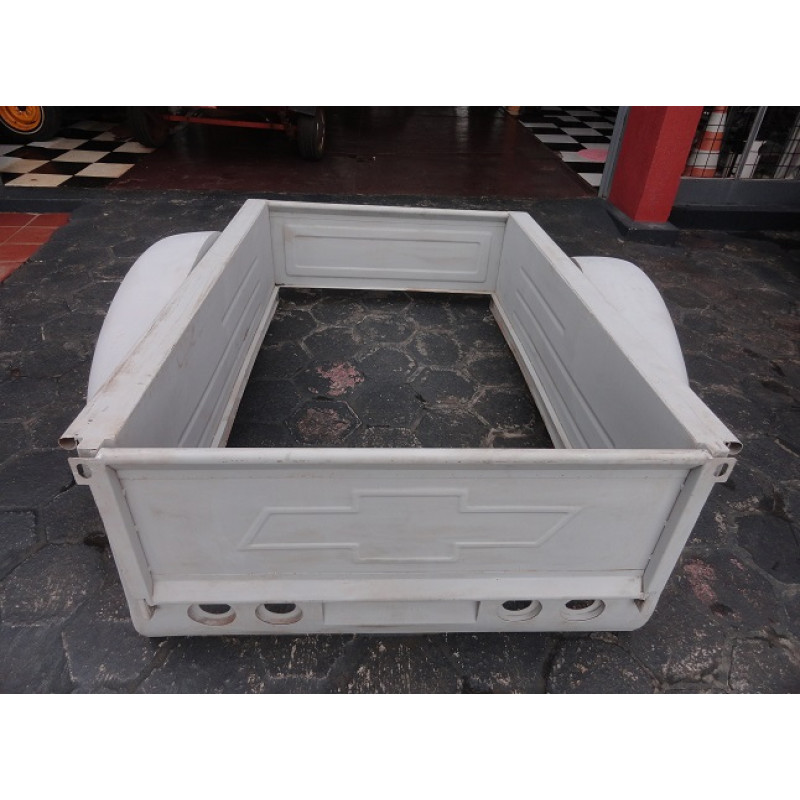 Caçamba C/ Saia Americana Paralama e Estribos Boca de Sapo Bagre - Kit