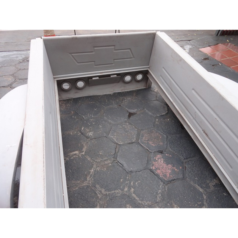 Caçamba C/ Saia Americana Paralama e Estribos Boca de Sapo Bagre - Kit