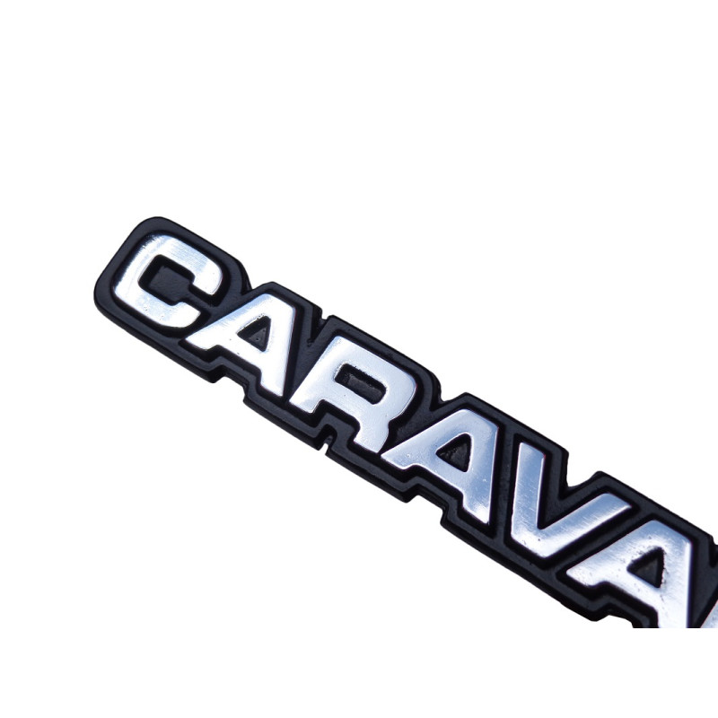 Emblema Caravan da Tampa Traseira Chevrolet Caravan Novo