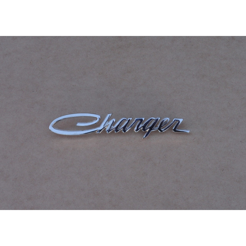 Emblema Dodge Charger Lateral Traseira e Coluna Cromado