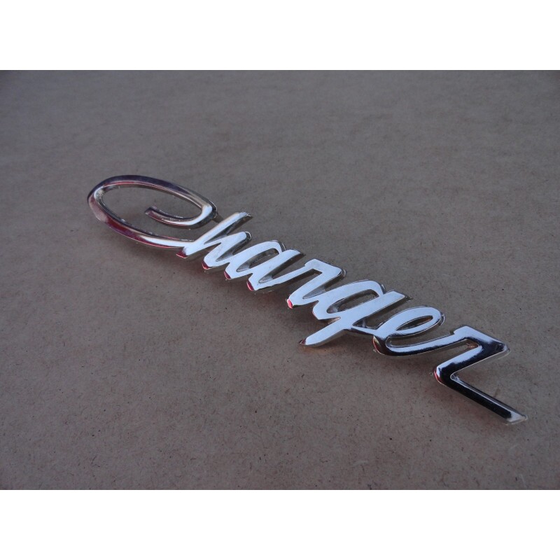 Emblema Dodge Charger Lateral Traseira e Coluna Cromado