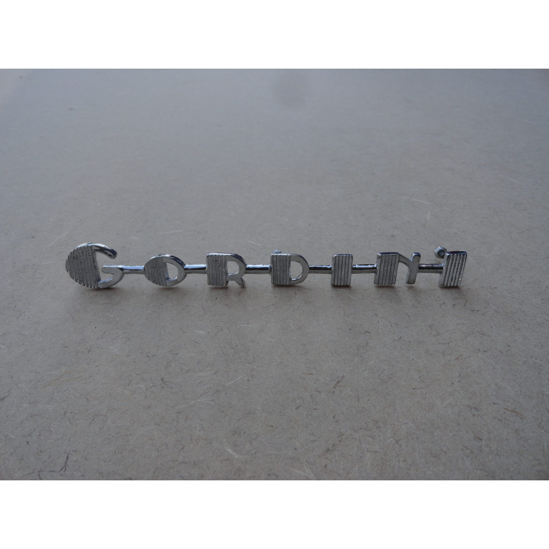 Emblema Lateral Gordini Cromado Fixação Parafuso