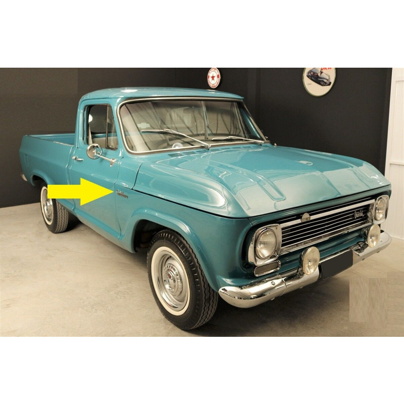 Emblema C-14 Chevrolet Lateral Paralama   Fixação Parafuso