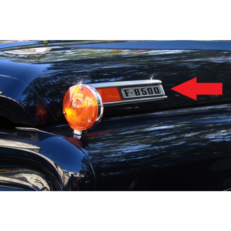 Emblema Lateral Capô Direita Caminhão Ford F-8500 Original Usado