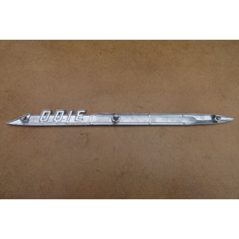 Emblema 3100 Lateral Esquerda Capô Marta Rocha 1955 Original