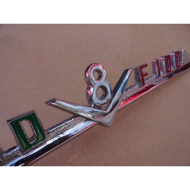Emblema Lateral Capô F-100 V8 1965 a 1968 Original Cromado