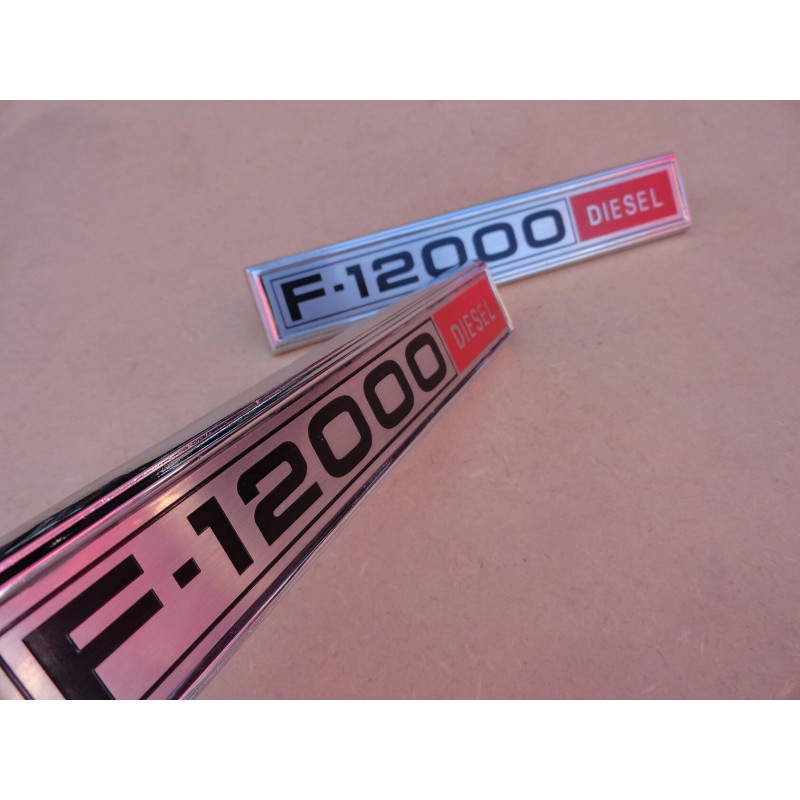 Emblema Lateral F-12000 Diesel 1980 a 1982 Reprodução - Par