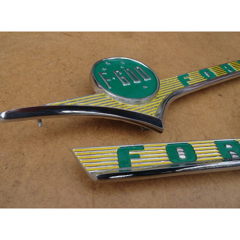 Emblema Lateral F-600 58 à 61 Original Usado - Par