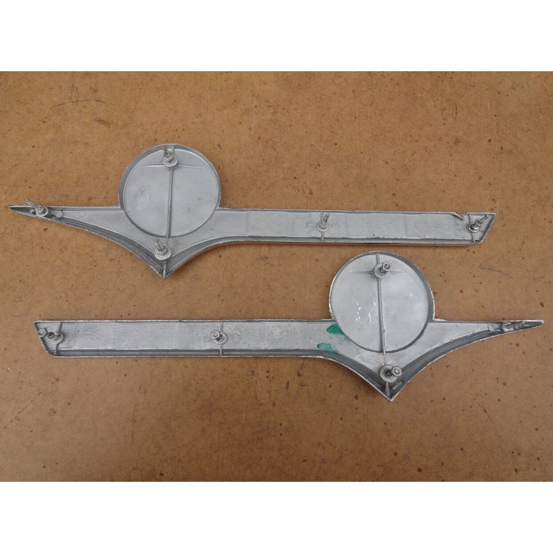 Emblema Lateral F-600 58 à 61 Original Usado - Par