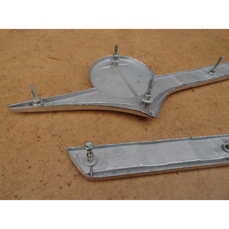 Emblema Lateral F-600 58 à 61 Original Usado - Par