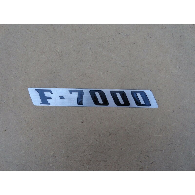 Emblema F-7000 do Emblema Lateral Esquerdo Capô F-7000 1972 a 1979