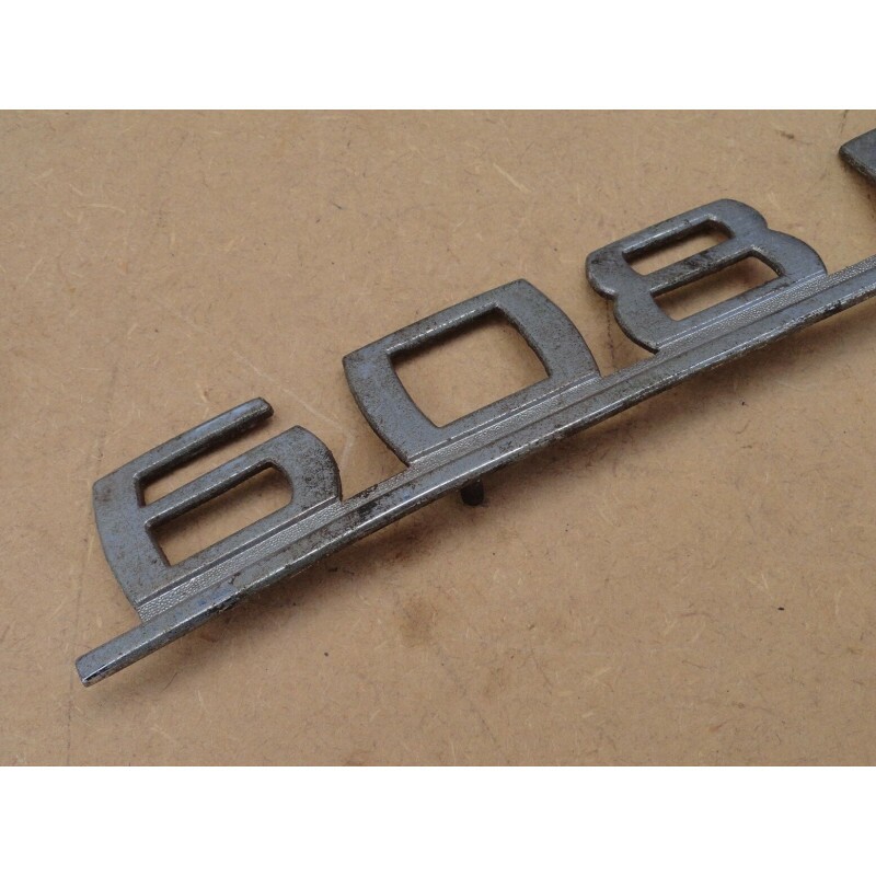 Emblema Mercedes MB 608 D Original Usado