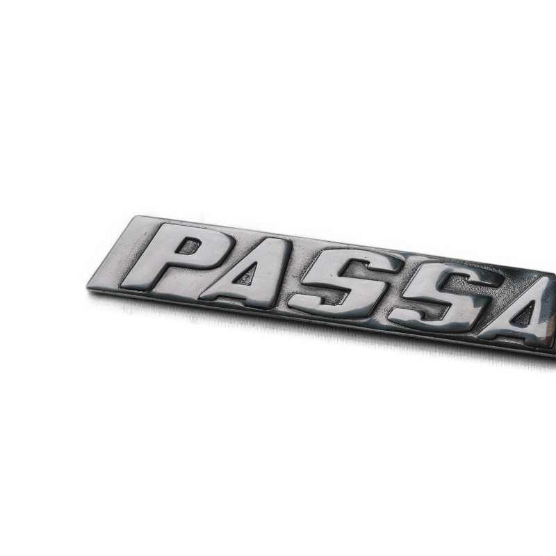 Emblema da Tampa Traseira Passat L Sem Pintura Original Usado