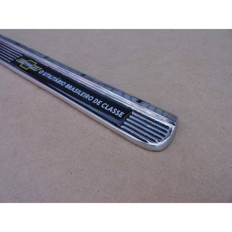 Emblema Acabamento Porta Luvas C-10 C-14 C-15 Veraneio Novo