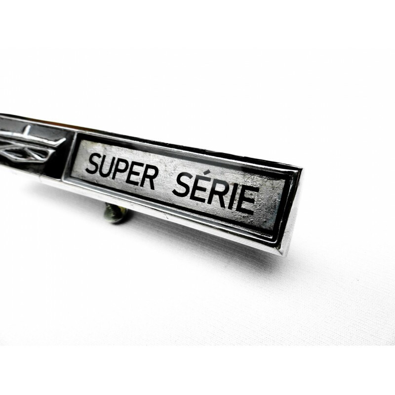 Emblema Porta Luvas F-100 F-1000 SS 72 a 92 Reprodução Nova