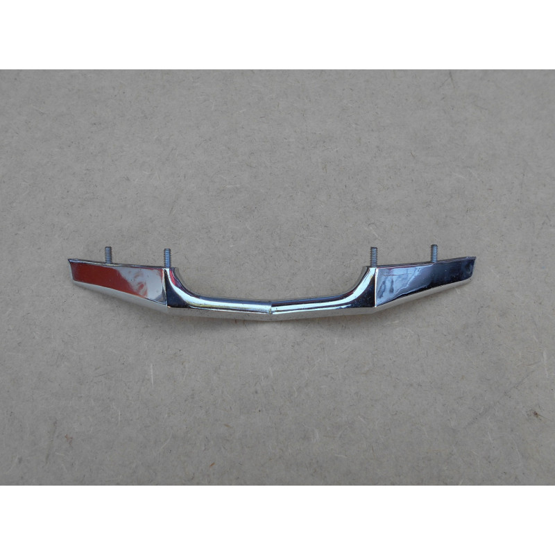 Emblema Maçaneta W Tampa Traseira Porta Malas Aero Willys 63 a 64