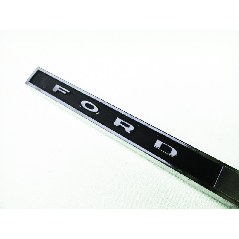 Emblema Tampa Porta Luvas Ford LTD Original Arteb Novo