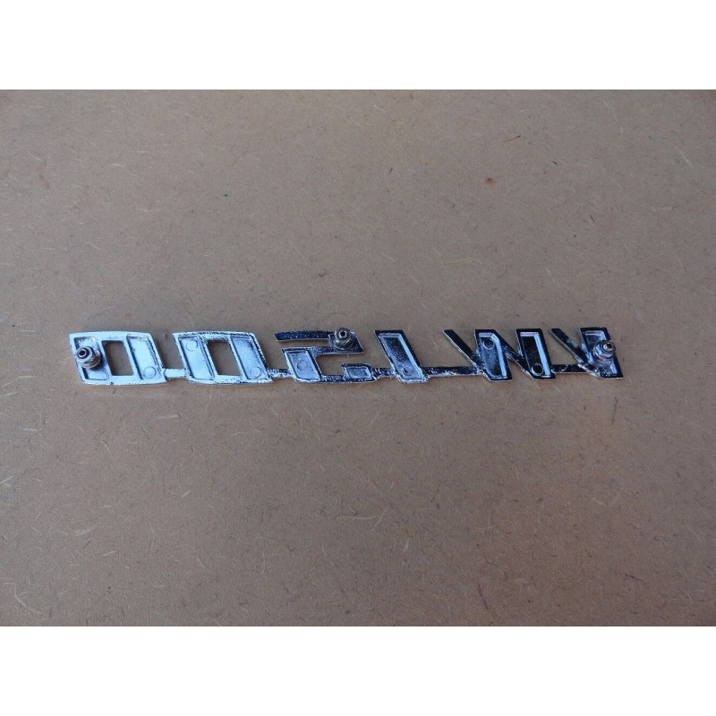 Emblema VW 1500 Karmann Ghia Kombi TL Variant Cromado Novo