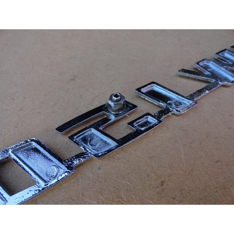 Emblema VW 1500 Karmann Ghia Kombi TL Variant Cromado Novo