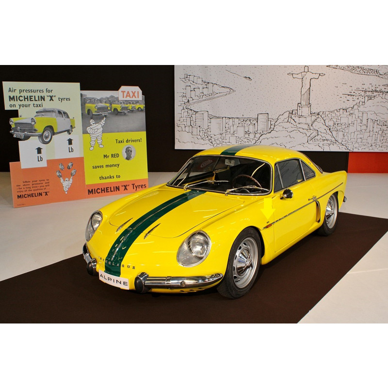 Emblema W Bandeirinha Willys Interlagos