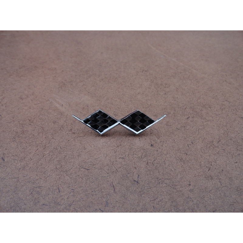 Emblema W Bandeirinha Willys Interlagos