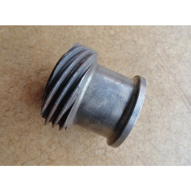 Engrenagem do velocímetro Simca Chambord Original Usado