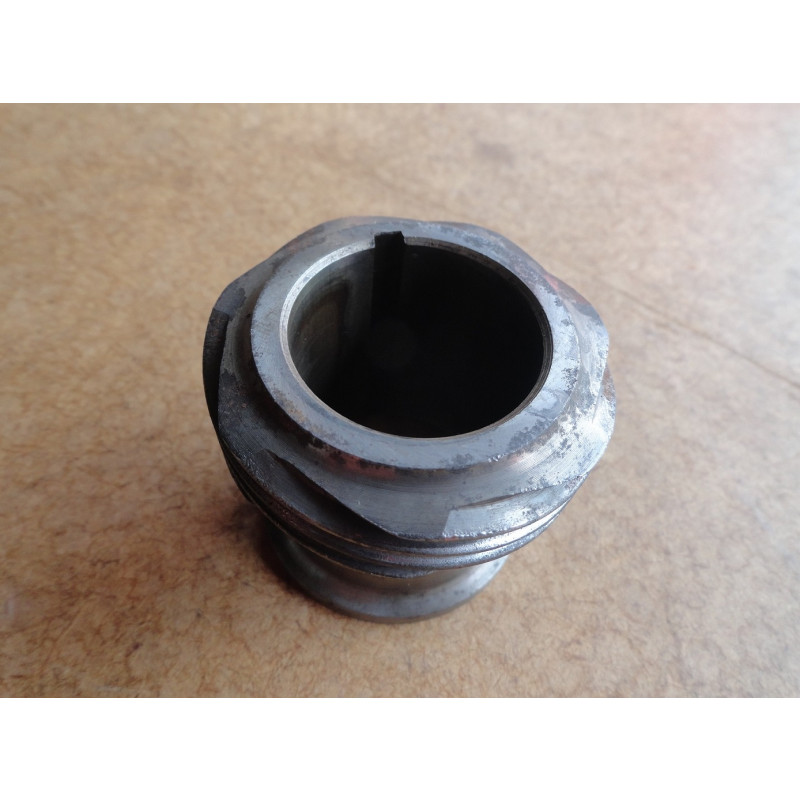 Engrenagem do velocímetro Simca Chambord Original Usado