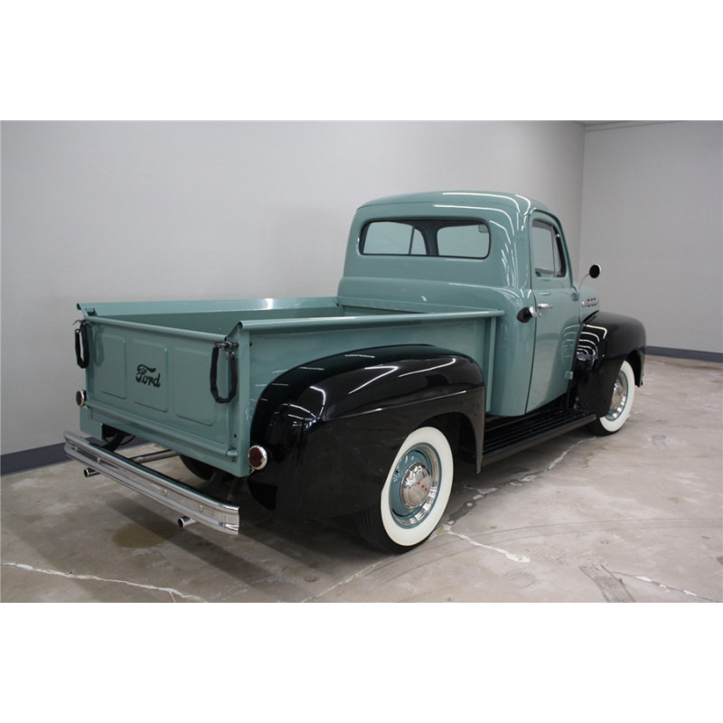 Parachoque Dianteiro e Traseiro Cromado Ford F-1 1948 a 1952 C/ Borda Importados - Par