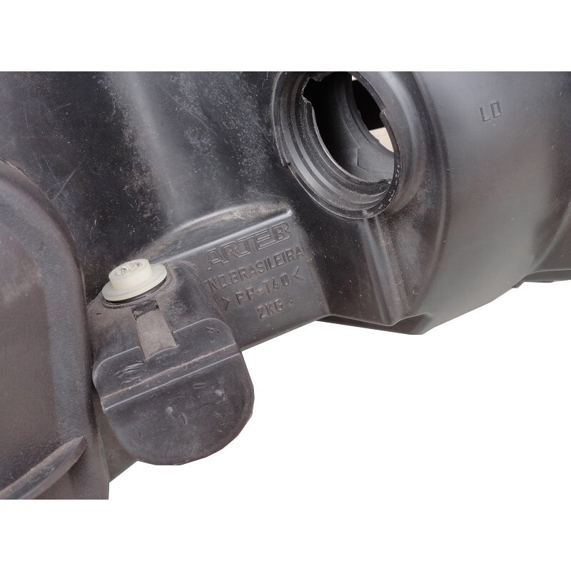 Farol Direito Gol Saveiro Parati G3 1999 a 2005 Máscara Negra Arteb