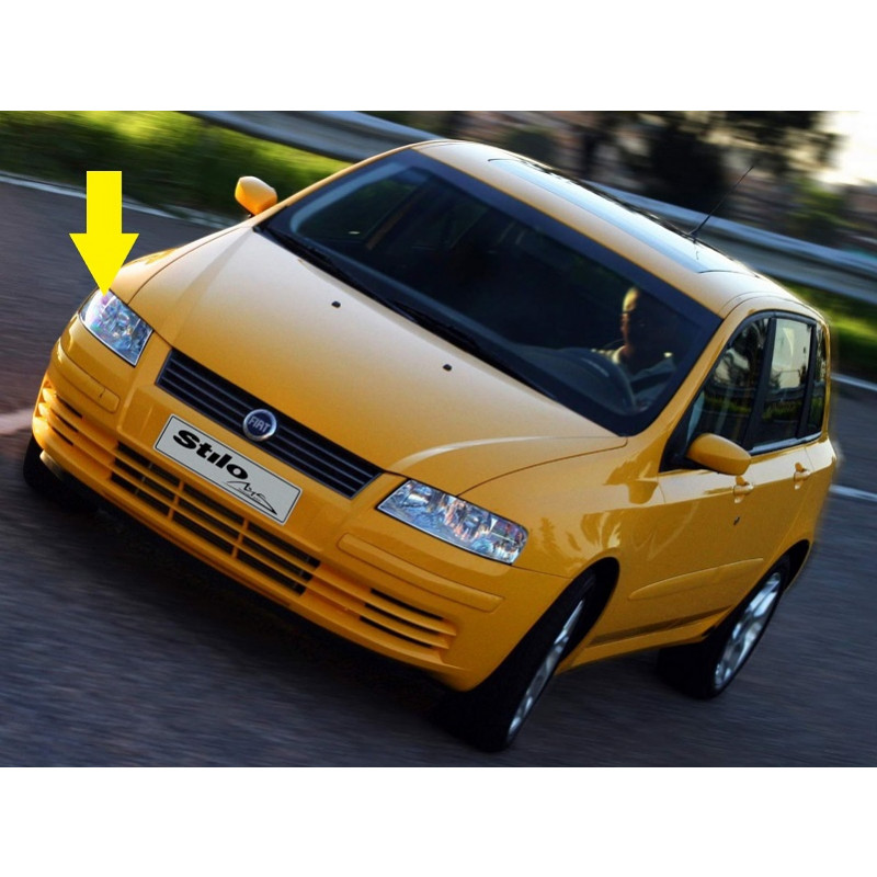 Farol Direito Fiat Stilo Sem Luz Neblina Plug Quadrado Original