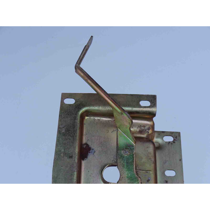 Fechadura Inferior Capô Baixo C-14 C-10 C-64 até 1978 Estoque Antigo