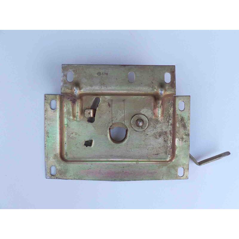 Fechadura Inferior Capô Baixo C-14 C-10 C-64 até 1978 Estoque Antigo