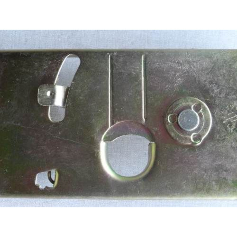 Fechadura Capô Caminhões C-60 C-70 64 à 78 Capô Baixo