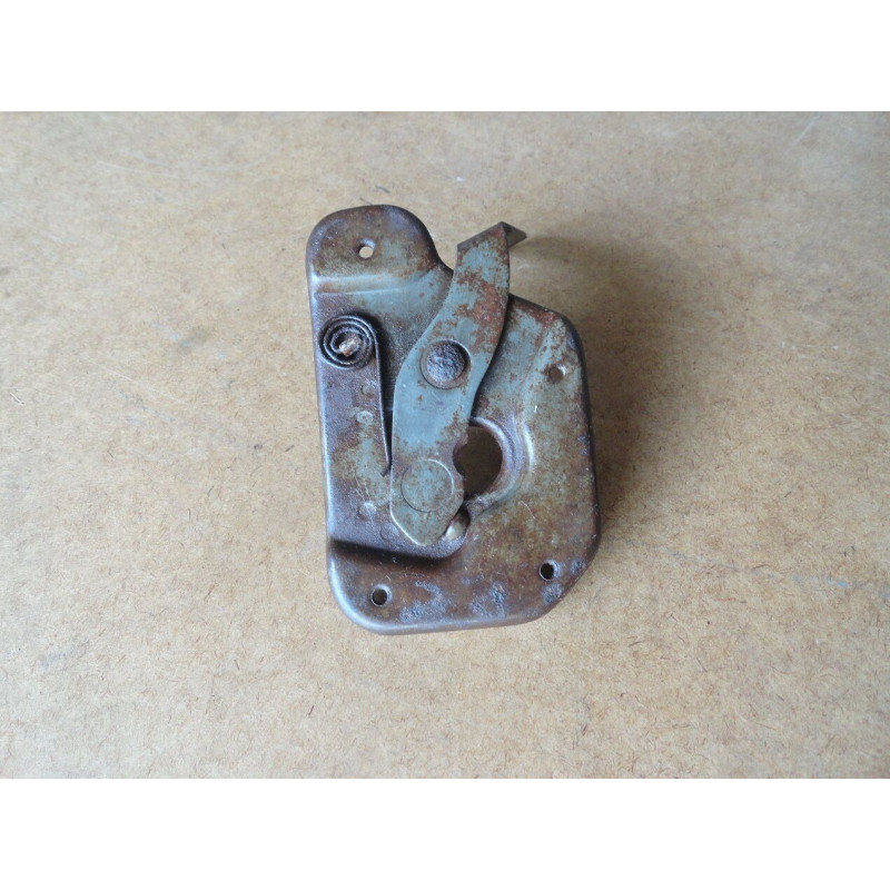 Fechadura Do Capô Simca Usada Modelo De Abrir Por Fora