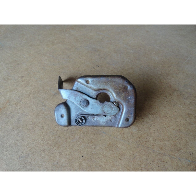 Fechadura Do Capô Simca Usada Modelo De Abrir Por Fora