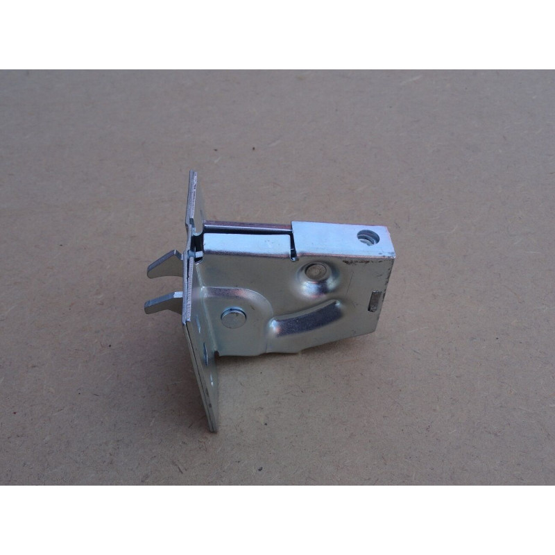 Fechadura Porta Malas Caravan 80 em Diante Nova