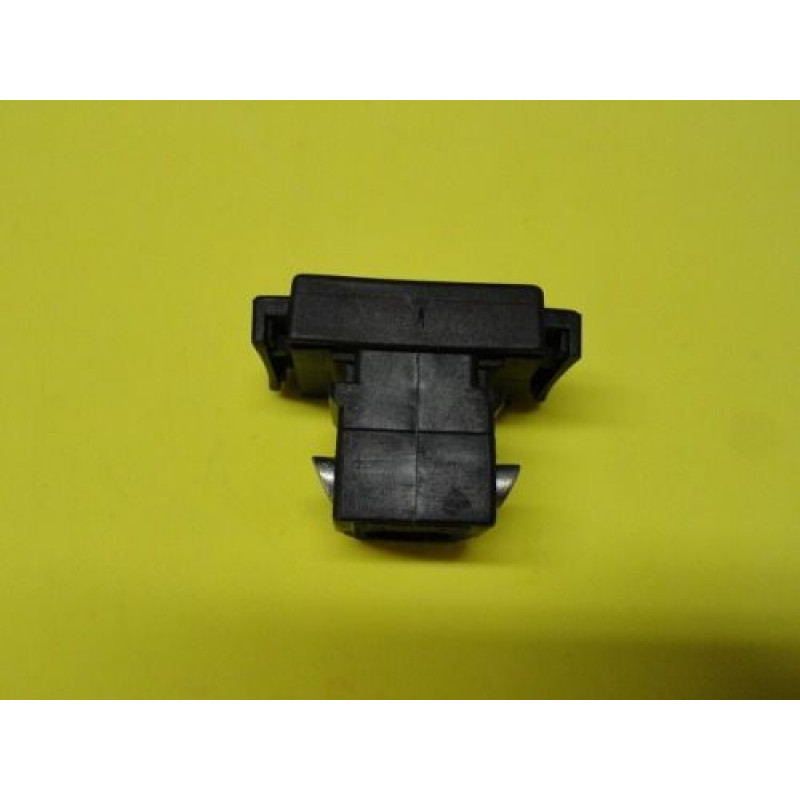 Fecho do Porta Luva sem Chave