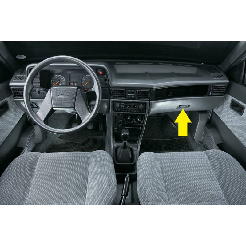 Fecho Tampa Porta Luvas Sem Chave Kadett Ipanema Monza Chevette Marajó