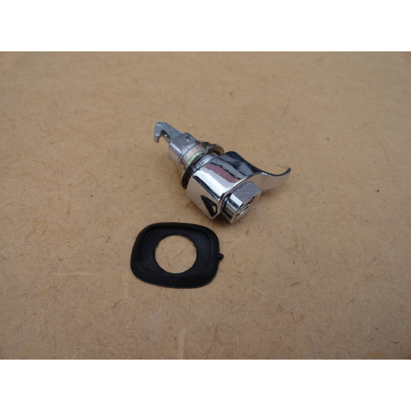 Fecho Porta Luvas Com Chave Fusca 1200 1300 Kombi Até 1970