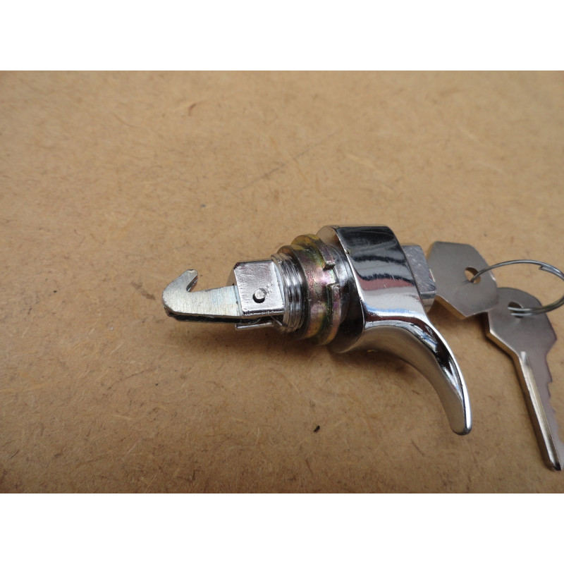 Fecho Porta Luvas Com Chave Fusca 1200 1300 Kombi Até 1970