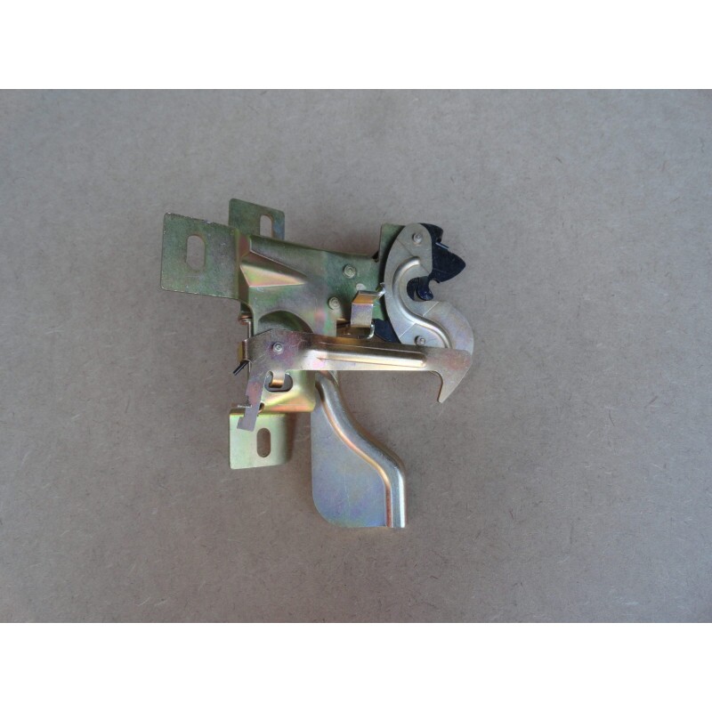 Fecho Capô Superior F-1000 F-4000 89 à 92