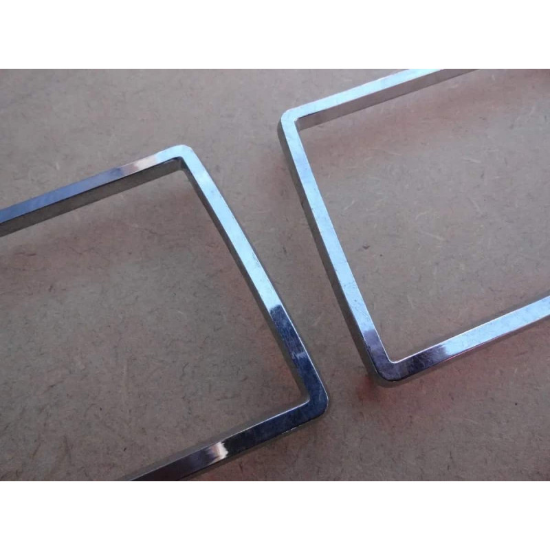 Friso Da Lente Da Lanterna Traseira Galaxie Landau 73 A 75