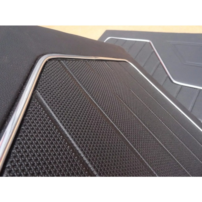 Forro de Porta Ford Corcel II 78 à 81 com Friso - Par