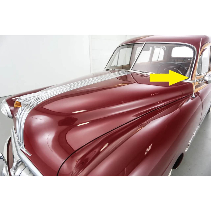 Friso Canto Inferior Esquerdo Parabrisa Pontiac 1949 a 1952 Usado