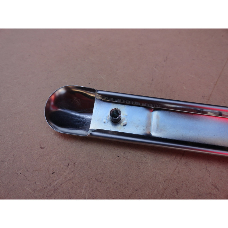 Friso Central Parabrisa Boca de Sapo 1947 a 1953 Importado