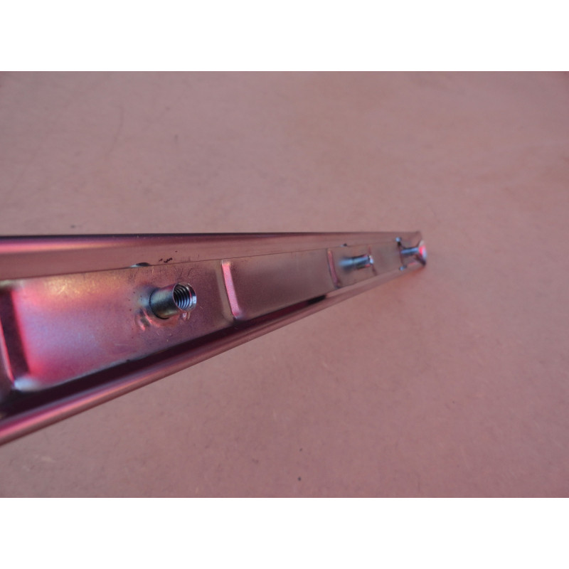 Friso Central Parabrisa Boca de Sapo 1947 a 1953 Importado