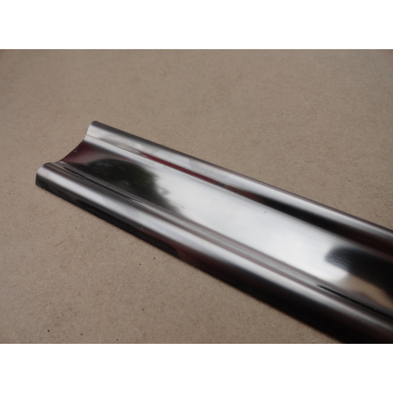 Friso Assoalho da Caçamba - 2 m - Inox