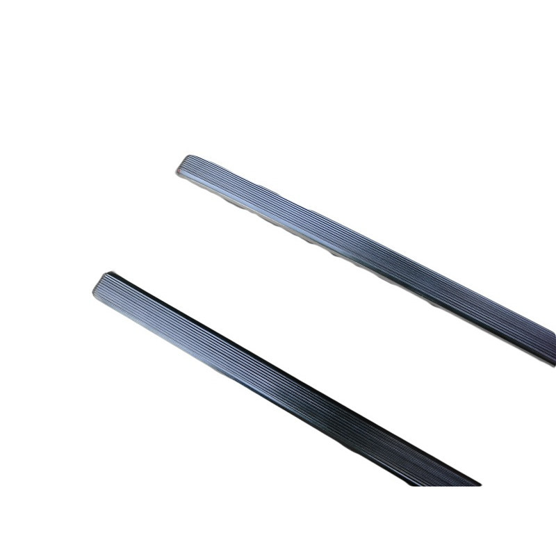 Friso Estribo Caixa Ar VW 1600 Zé do Caixão com Grampos - Par