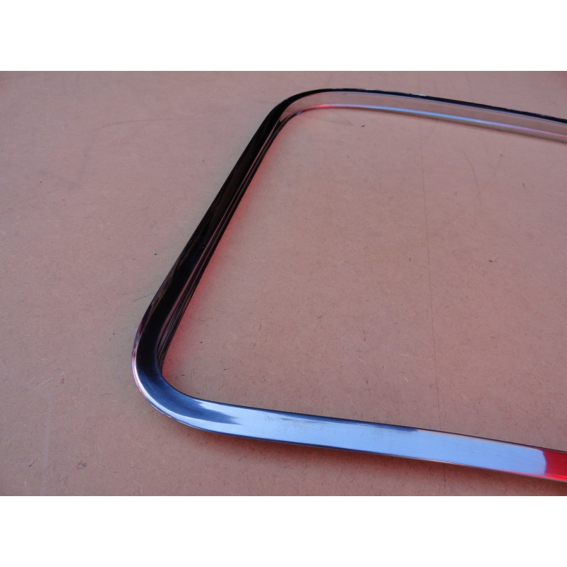 Friso Externo Parabrisa Boca de Sapo 1947 a 1953 Importado